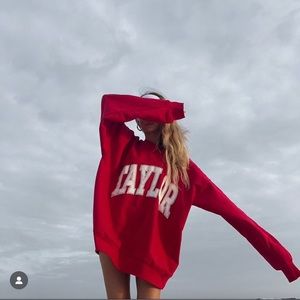 TAYLOR Varsity Sweatshirt THE BAR